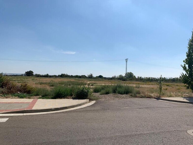 Land in Huesca for sale - Building Photo - Image 3 of 19