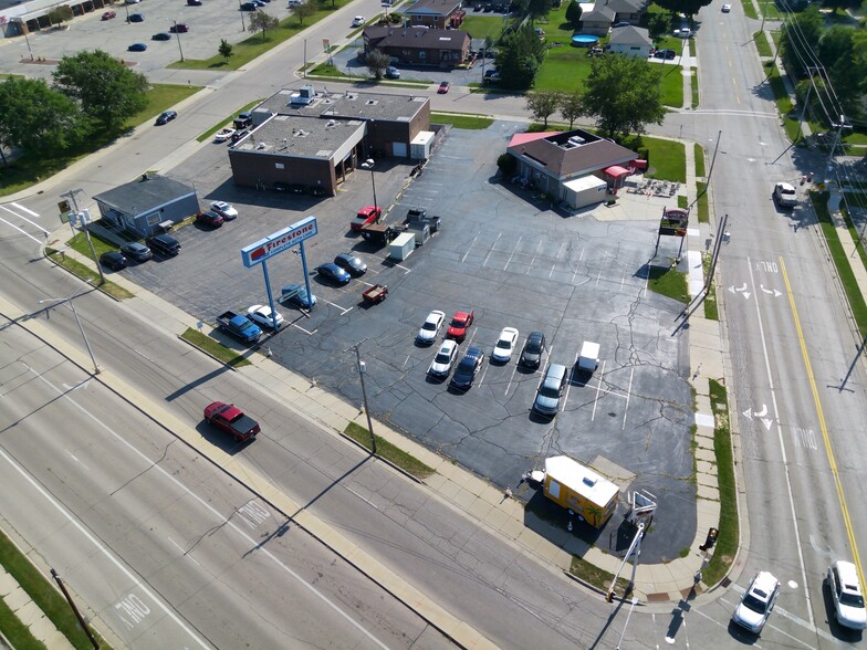 1300 Milton ave, Janesville, WI for sale - Primary Photo - Image 1 of 1