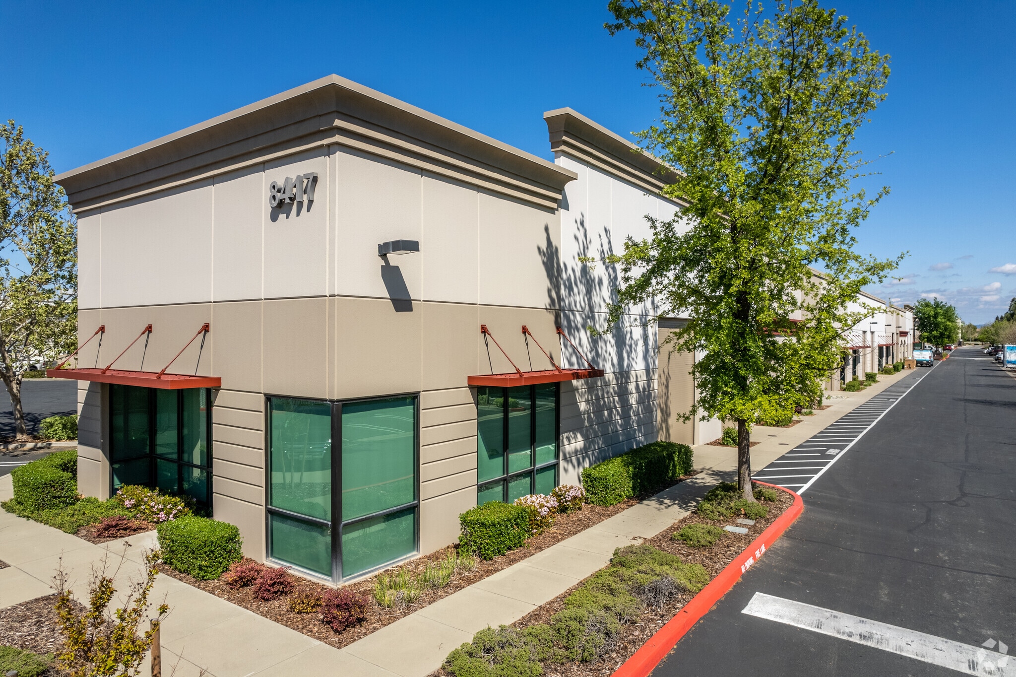8417 Washington Blvd, Roseville, CA for lease Primary Photo- Image 1 of 12