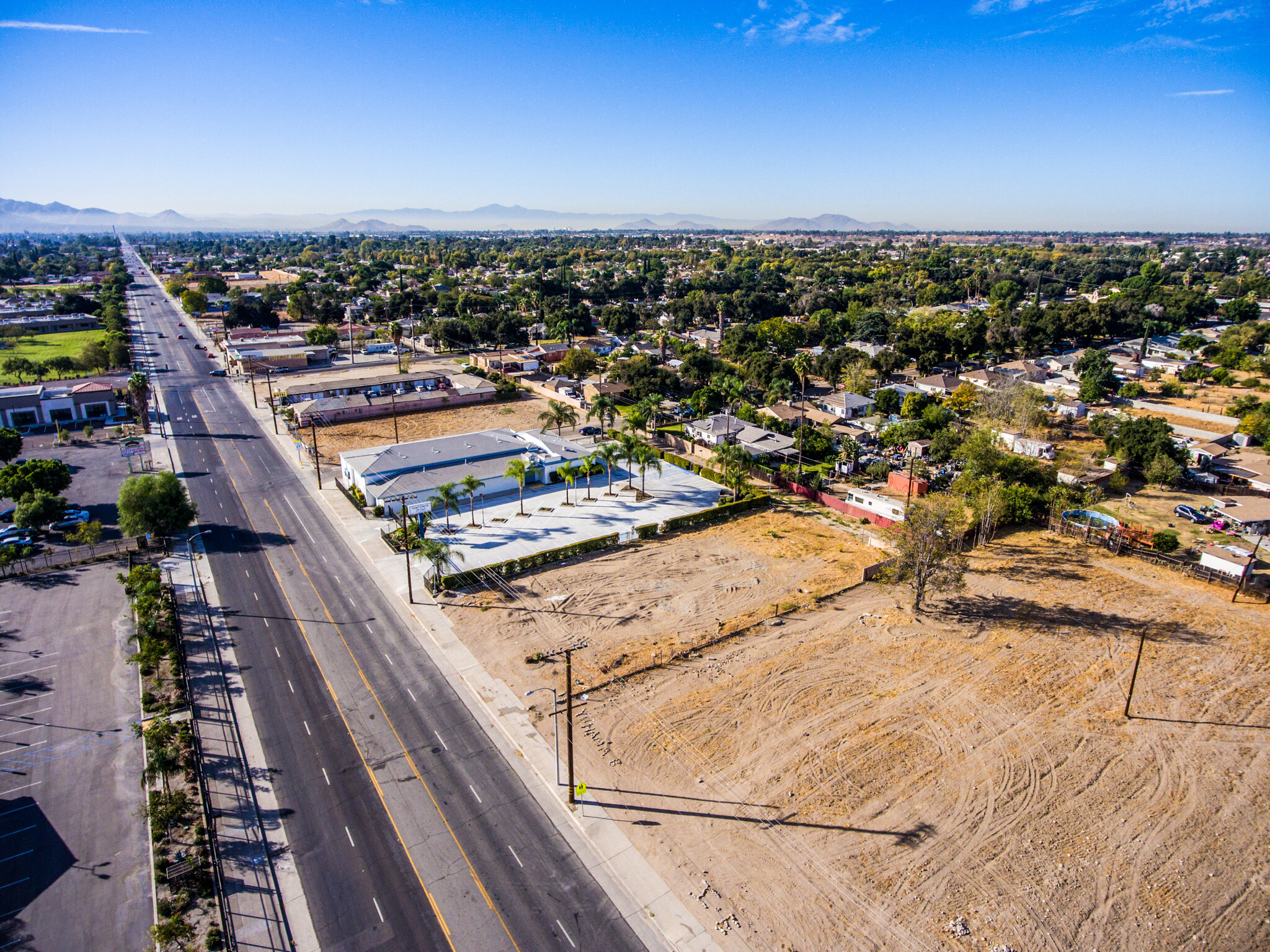 1670 N Mount Vernon Ave, San Bernardino, CA for sale Primary Photo- Image 1 of 1