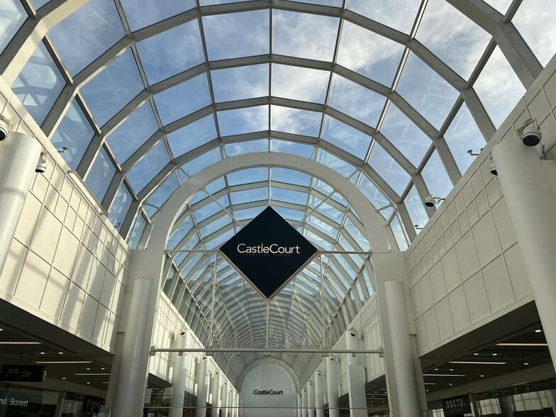 Royal Ave, Belfast for lease - Building Photo - Image 1 of 1