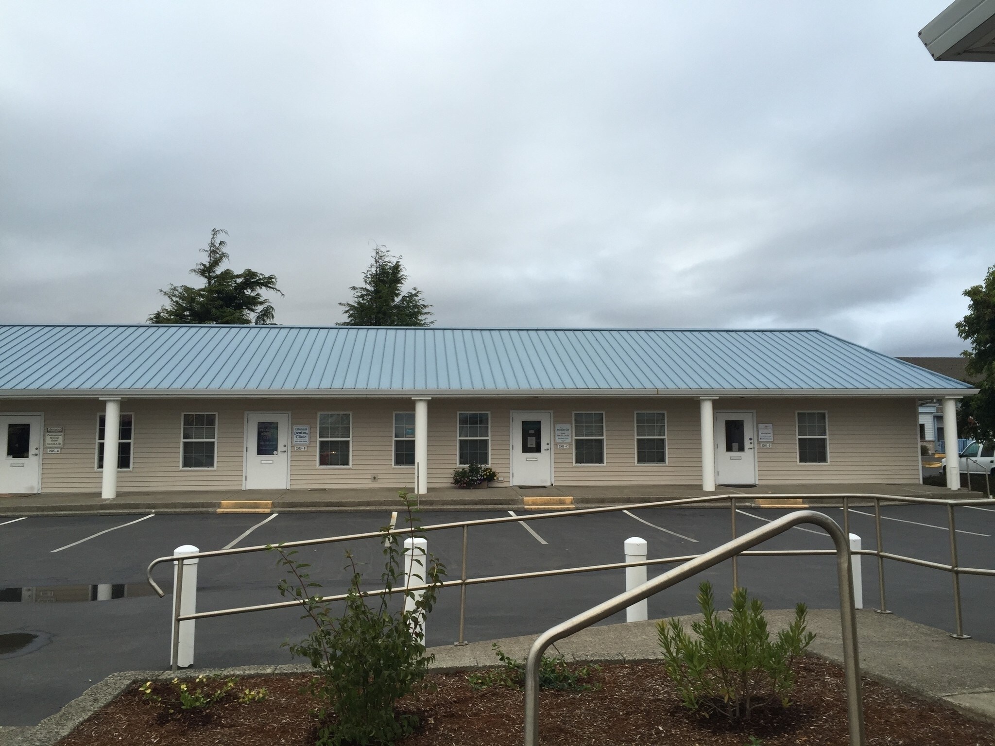 2503-2507 Main Ave N, Tillamook, OR for sale Primary Photo- Image 1 of 1