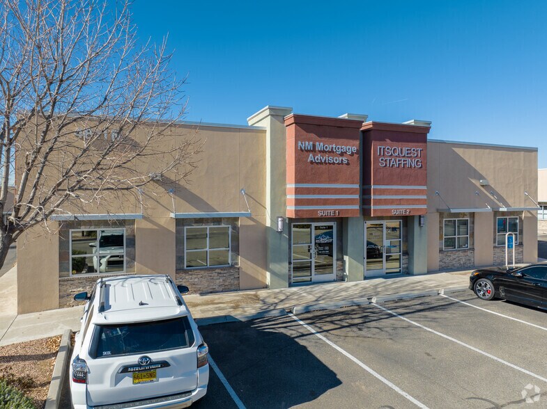 4811 Hardware Dr NE, Albuquerque, NM 87109