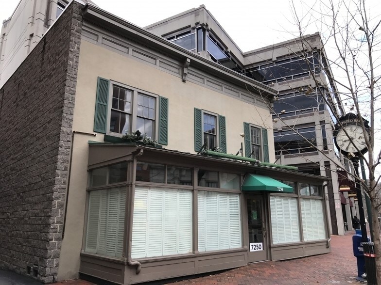 4538 Middleton Ln, Bethesda, MD for sale - Primary Photo - Image 1 of 1