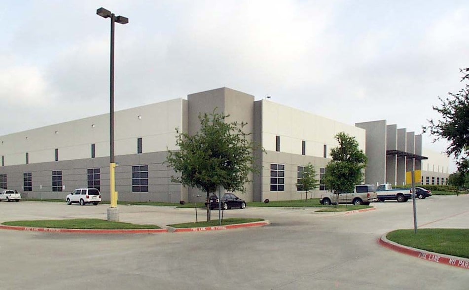 1177 S Belt Line Rd, Coppell, TX for lease - Building Photo - Image 2 of 3