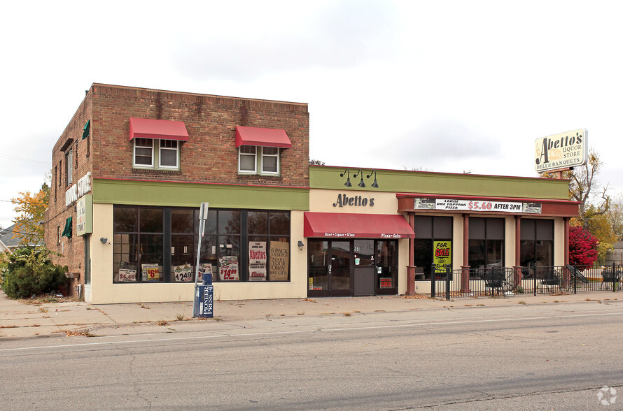 560 Como Ave, Saint Paul, MN for sale - Primary Photo - Image 1 of 1