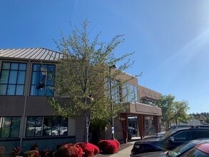 9564 Silverdale Way, Silverdale, WA for lease Building Photo- Image 2 of 6