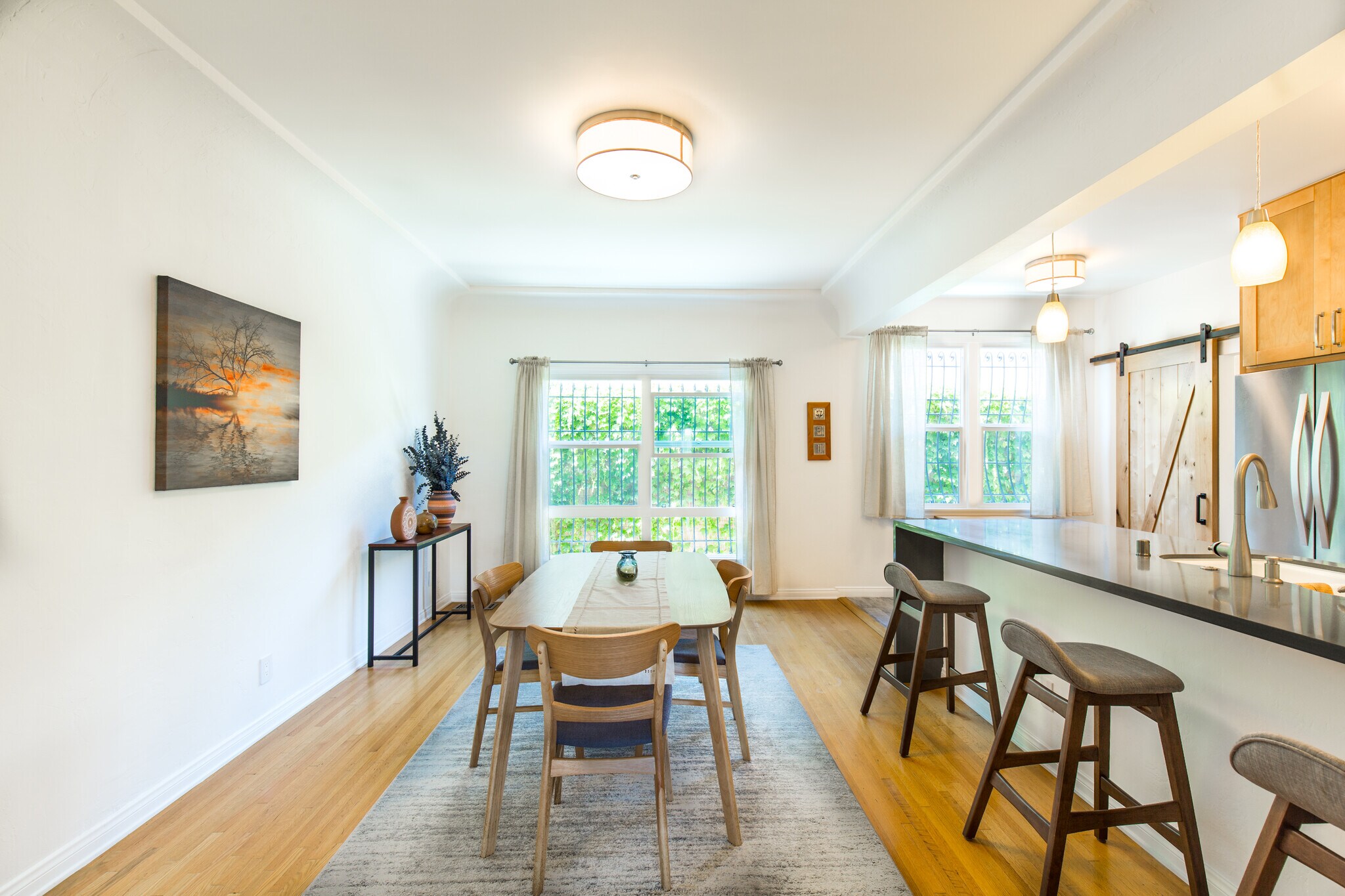 401 N Vista St, Los Angeles, CA 90036 - Pristine Triplex in the Fairfax