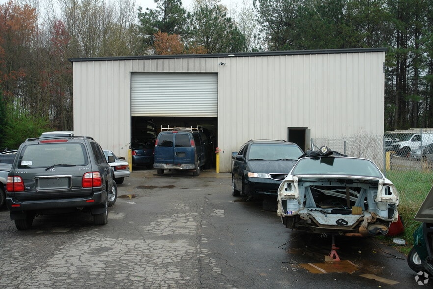 2419 Old Flowery Branch Rd, Gainesville, GA for sale - Primary Photo - Image 1 of 1