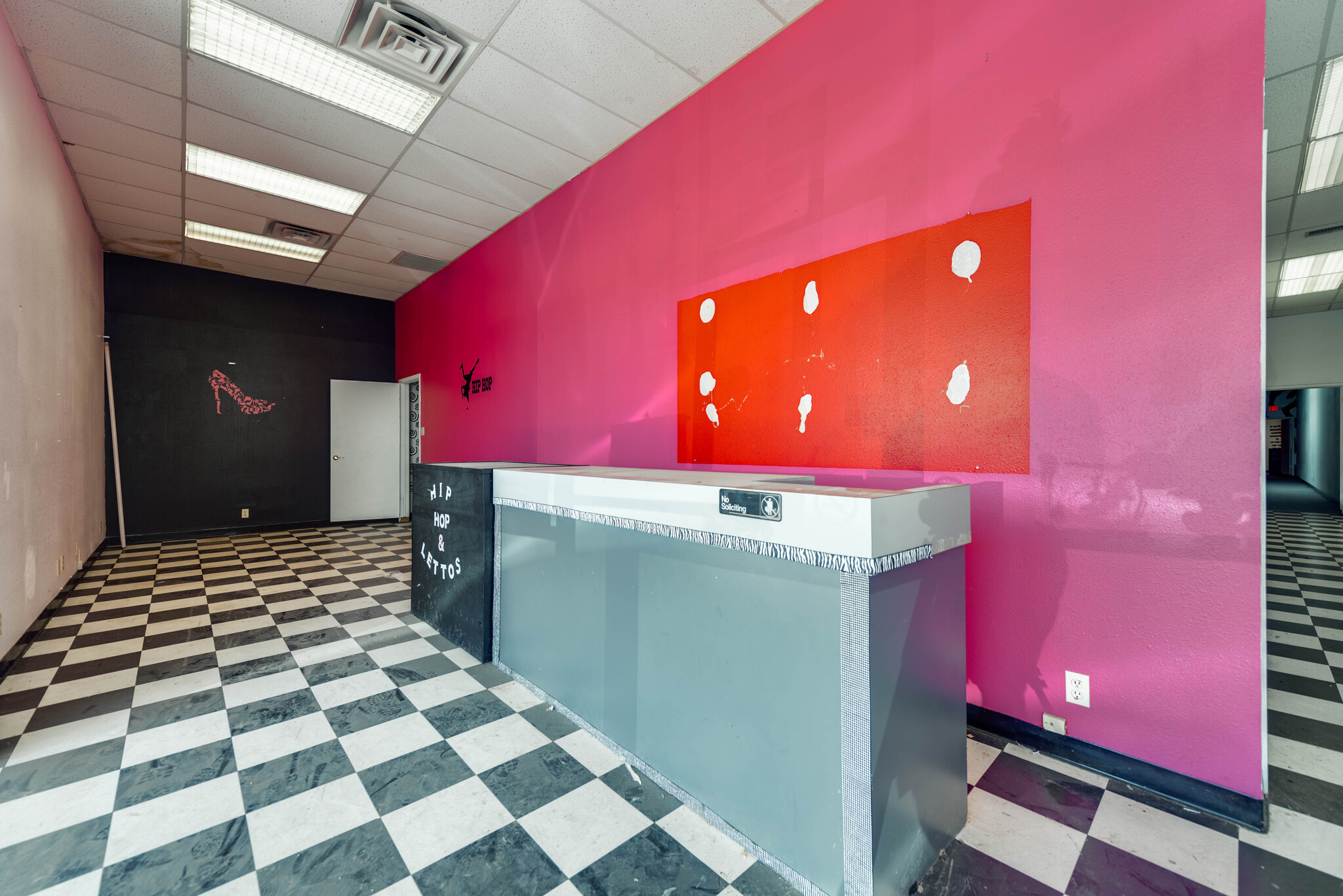 2701-2755 N Grandview Ave, Odessa, TX for lease Interior Photo- Image 1 of 8