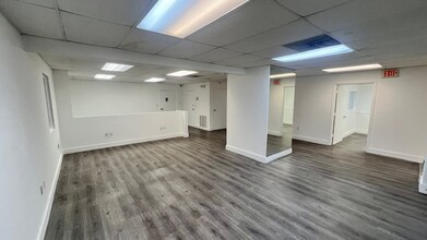 11355 NW 34th St, Miami, FL for lease Interior Photo- Image 1 of 11