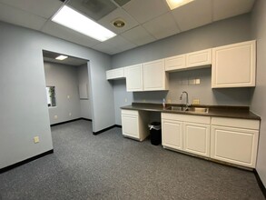 100 4th St S, Fargo, ND for lease Interior Photo- Image 2 of 3