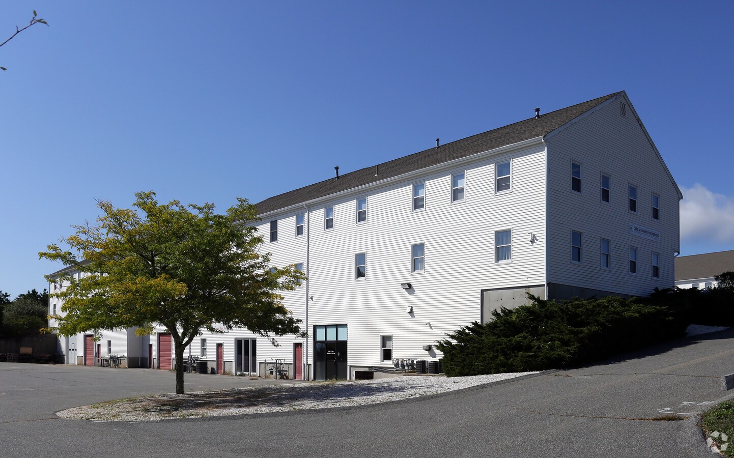 800 Falmouth Rd, Mashpee, MA 02649 Property Record