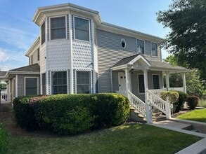 98 Front St, Mineola, NY for lease Building Photo- Image 1 of 10