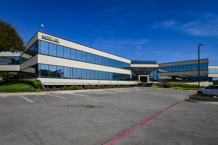 6600 Lyndon B Johnson Fwy, Dallas, TX for lease - Building Photo - Image 1 of 12