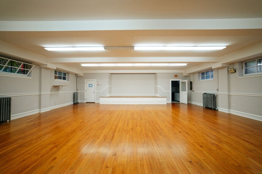 7 Central St, Newport, RI for sale - Building Photo - Image 1 of 1