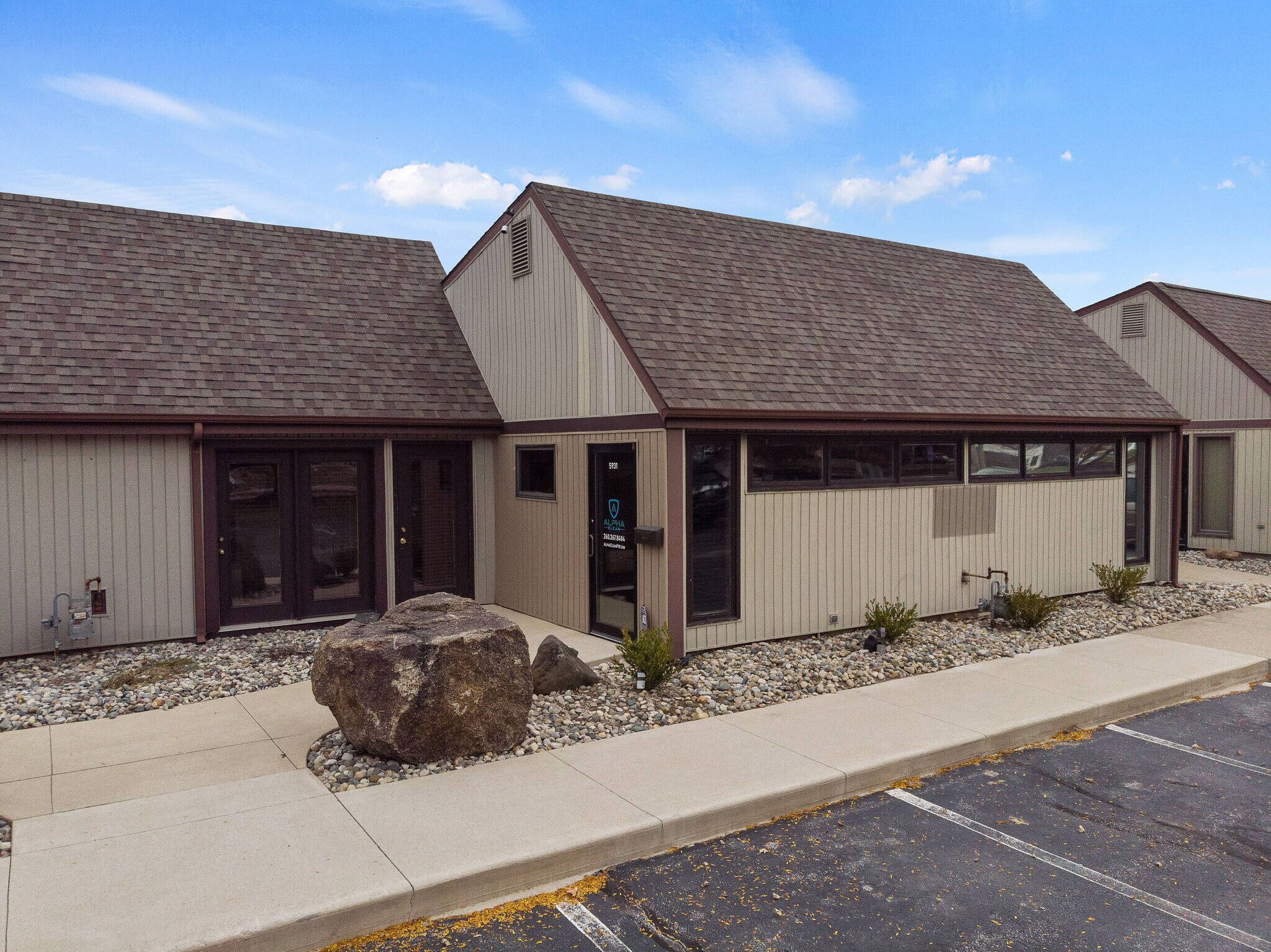 5933 Stoney Creek Dr, Fort Wayne, IN for sale Building Photo- Image 1 of 1