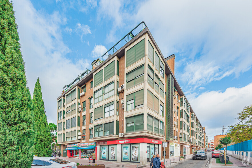 Calle Ronda del Poniente, 3, Torrejón De Ardoz, Madrid for sale - Primary Photo - Image 1 of 2