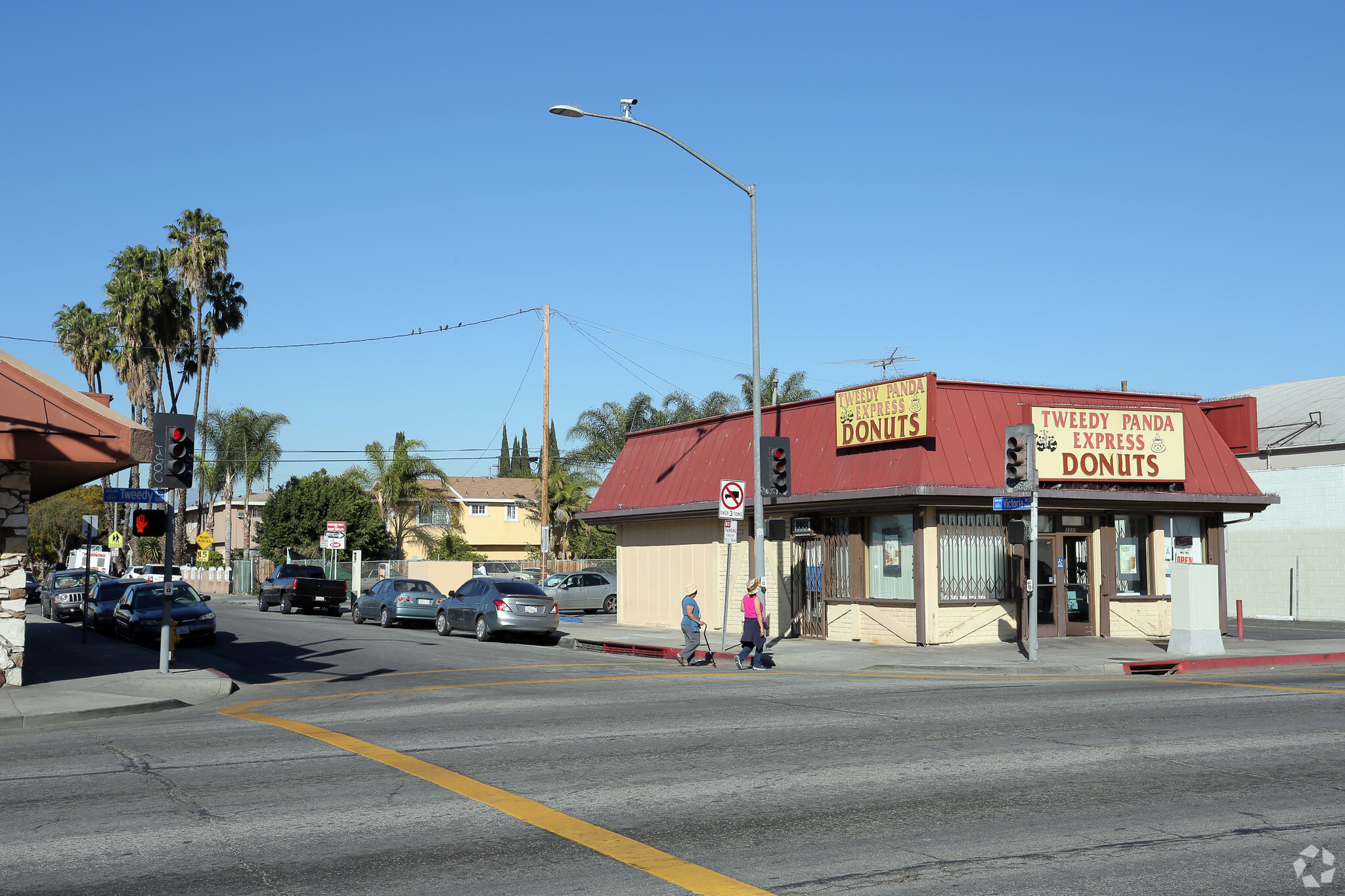 3337 Tweedy Blvd, South Gate, CA for sale Primary Photo- Image 1 of 1