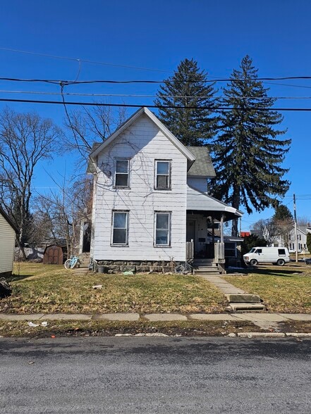13 Unit High Cap Rate Olean NY portfolio of 7 properties for sale on LoopNet.com - Building Photo - Image 2 of 7