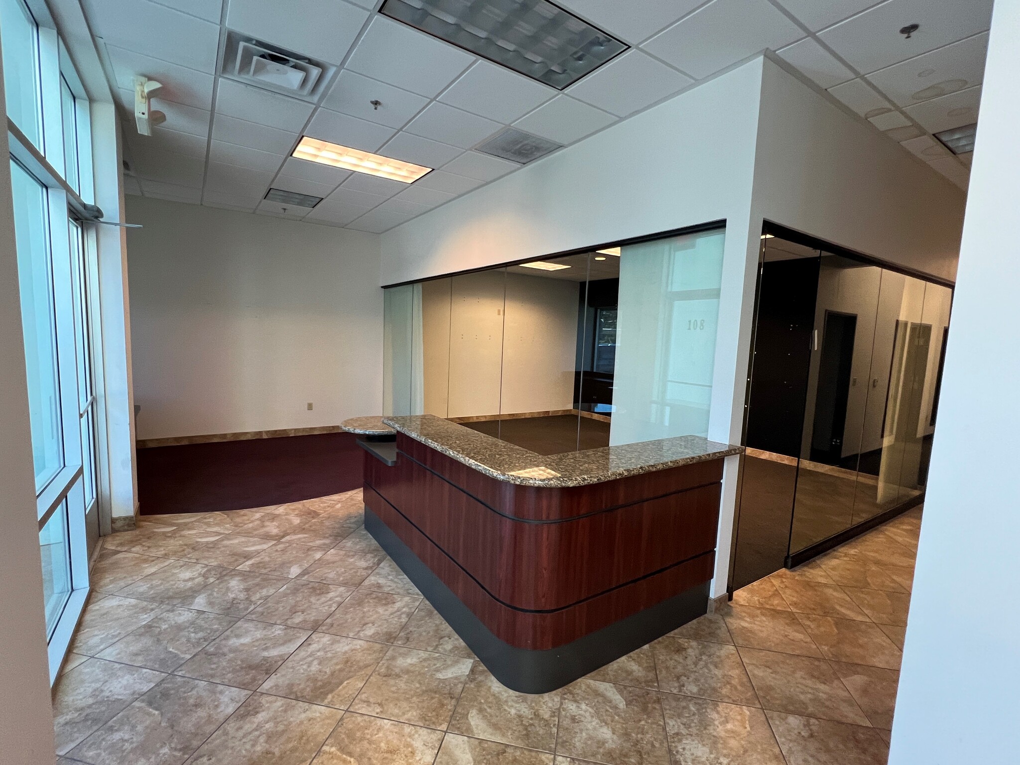 6615 S Eastern Ave, Las Vegas, NV for lease Building Photo- Image 1 of 14