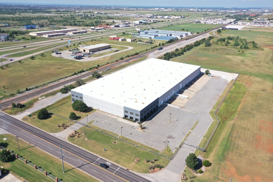 7201 S Sunnylane Rd, Oklahoma City, OK for lease - Building Photo - Image 1 of 24