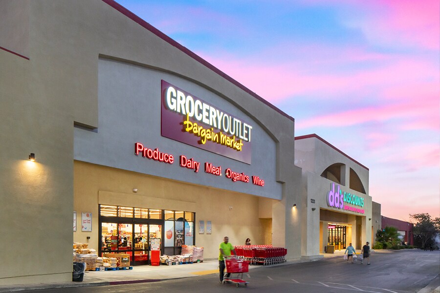 12220 Hesperia Rd, Victorville, CA 92395 Grocery Outlet and dd's Discounts