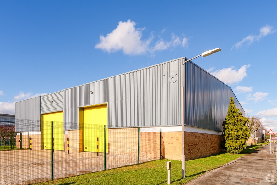 Green Ln, Hounslow for sale - Primary Photo - Image 1 of 1