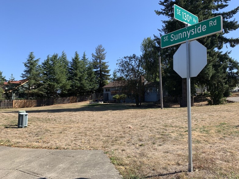 12968 SE Sunnyside Rd, Clackamas, OR for sale - Building Photo - Image 3 of 9