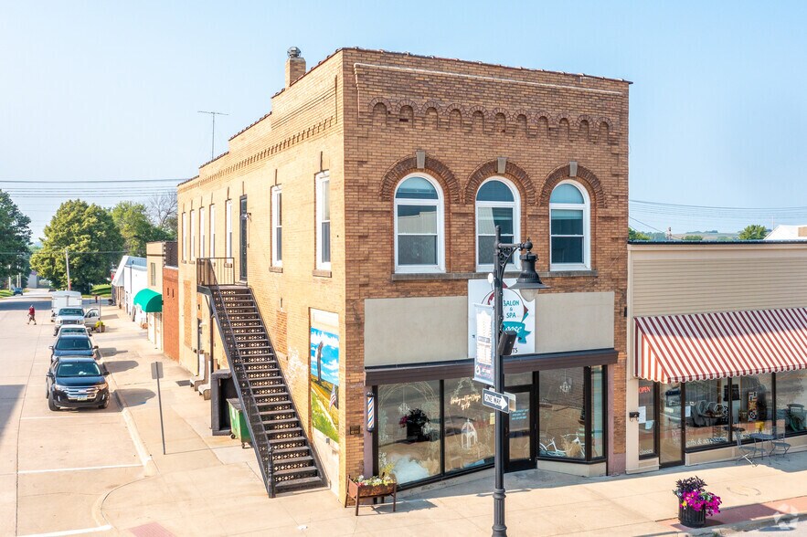 322 State St, Guthrie Center, IA for sale - Primary Photo - Image 1 of 1