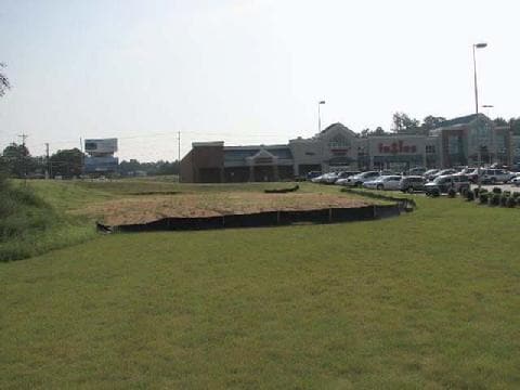 211 Ingles Pl, Seneca, SC for sale Primary Photo- Image 1 of 1