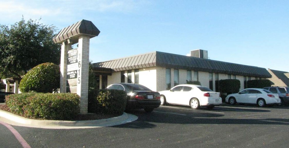 1615 Precinct Line Rd, Hurst, TX 76054 Office for Lease