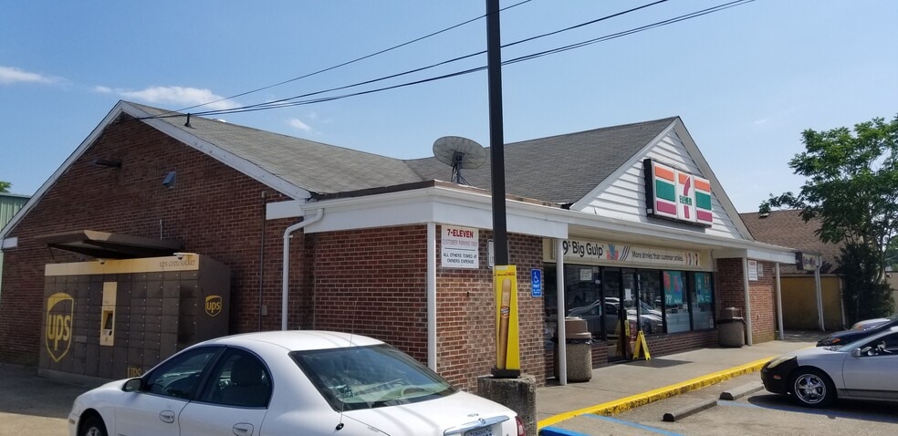 5357-5359 E Princess Anne Rd, Norfolk, VA for sale - Building Photo - Image 2 of 9