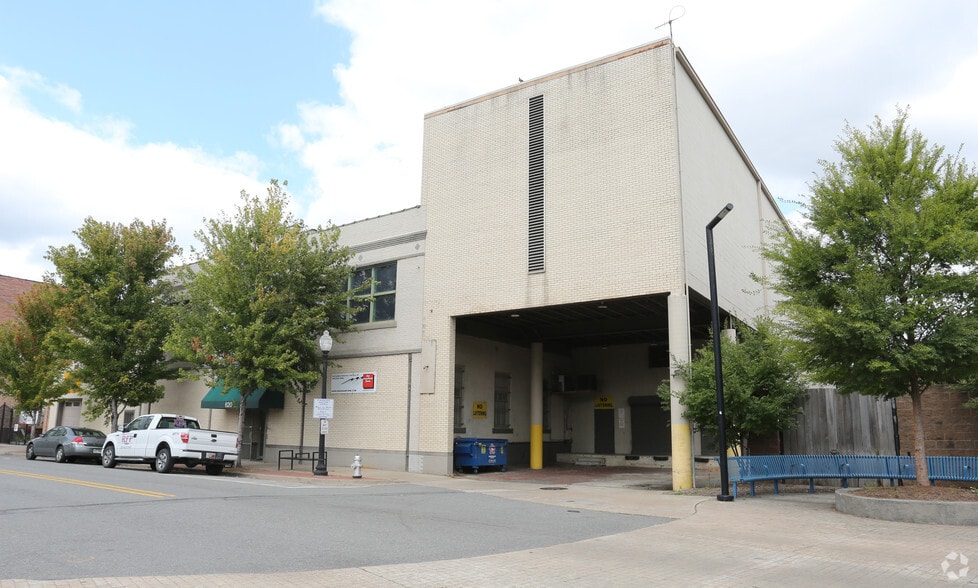 620 President Clinton Ave, Little Rock, AR for sale - Building Photo - Image 2 of 20