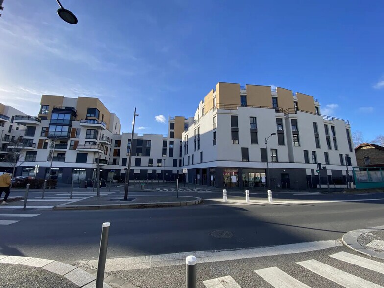 23 Route De Saint-Denis, Deuil-la-Barre for lease - Building Photo - Image 2 of 5