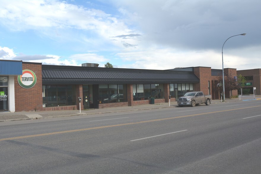 10215 100th St, Fort St John, BC for lease - Building Photo - Image 3 of 4