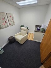 75-5591 Palani Rd, Kailua Kona, HI for lease Interior Photo- Image 2 of 5