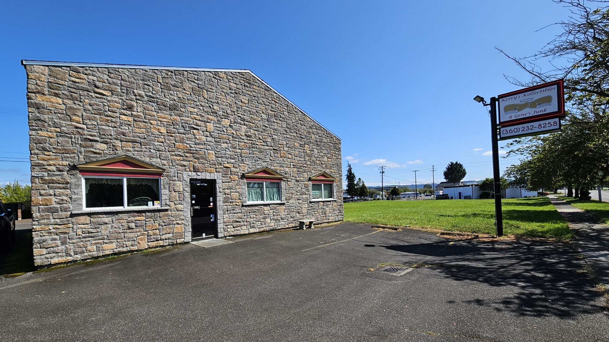 940 14th Ave, Longview, WA for lease Building Photo- Image 1 of 9