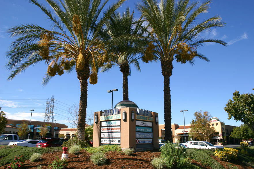 Cinema & Bouquet, Santa Clarita, CA for lease - Building Photo - Image 2 of 8