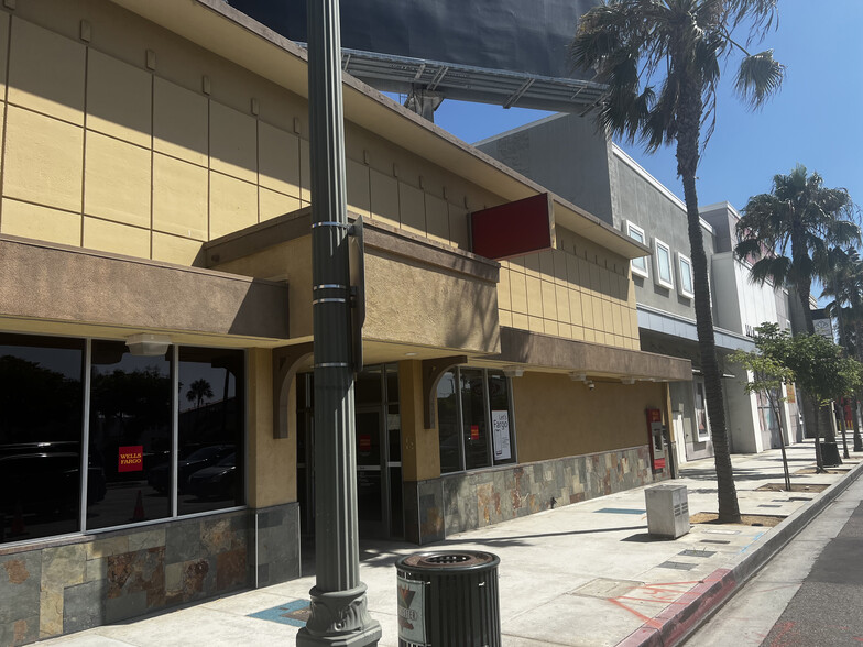 8814-8818 S Sepulveda Blvd, Los Angeles, CA for lease - Building Photo - Image 1 of 24