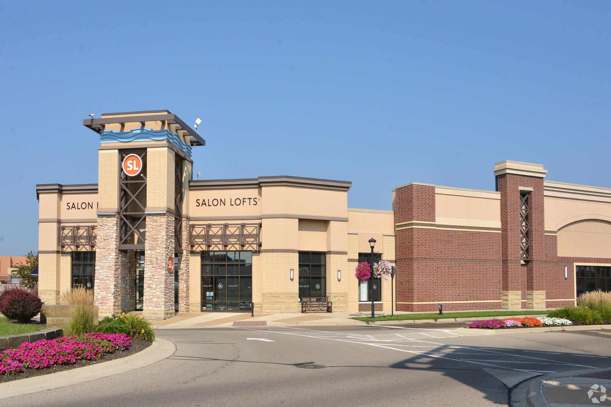 33013459 Princeton Rd, Hamilton, OH 45011 Bridgewater Falls