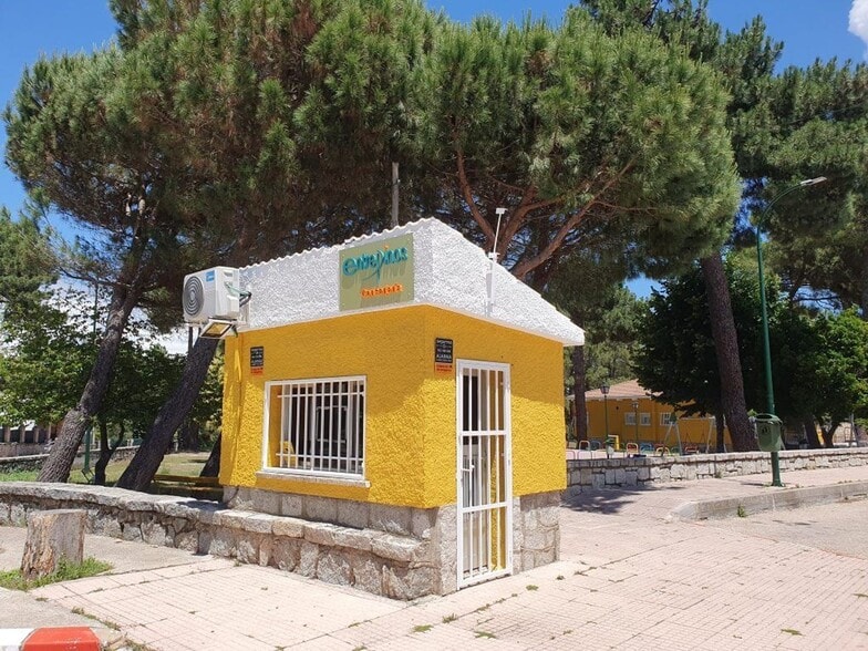 Calle de Coruña, 919, Cadalso de los Vidrios, Madrid for sale - Building Photo - Image 3 of 22