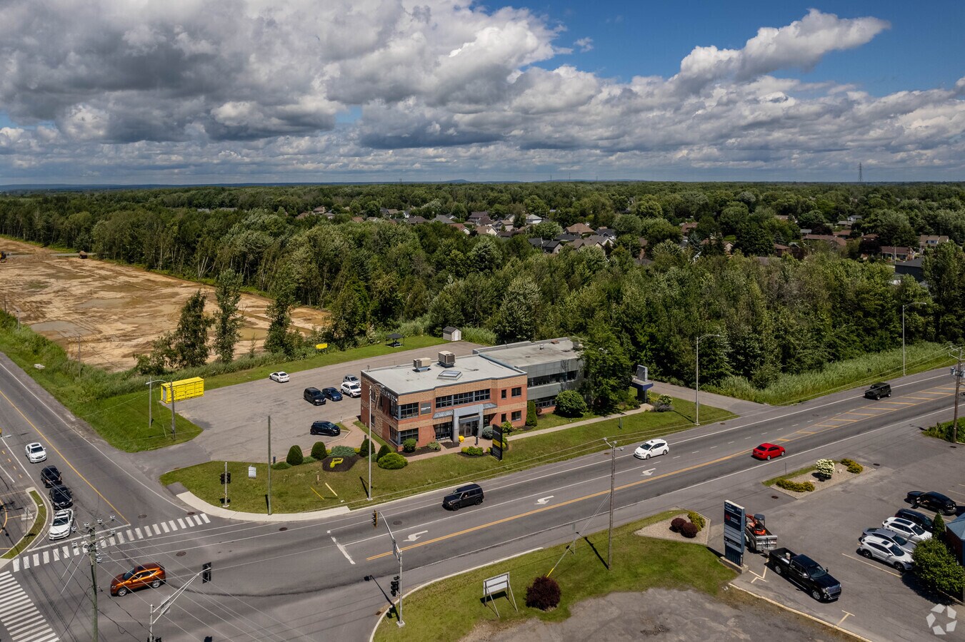 245 Rte 338, Les Coteaux, QC J7X 1A2