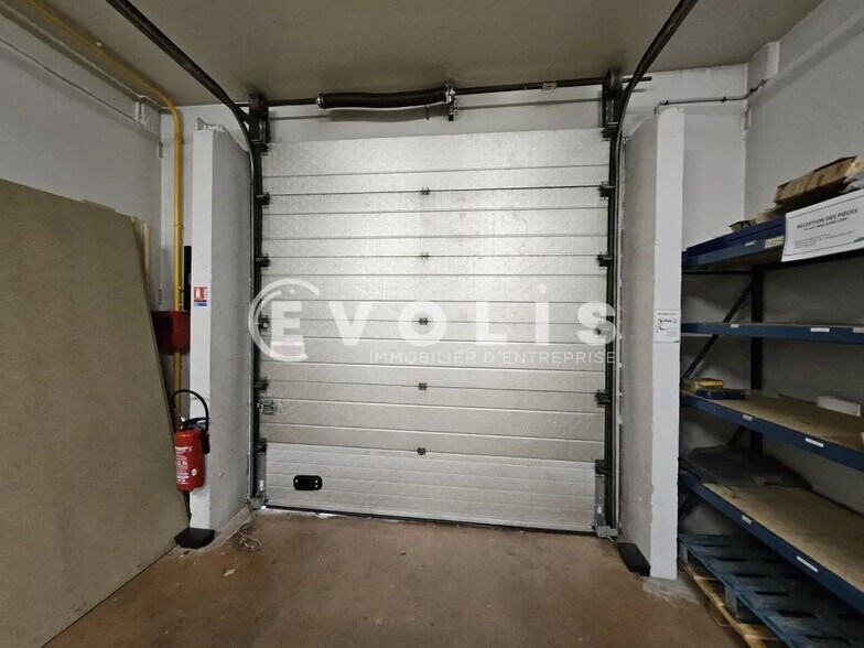 Office in Bagneux for lease - Interior Photo - Image 3 of 8