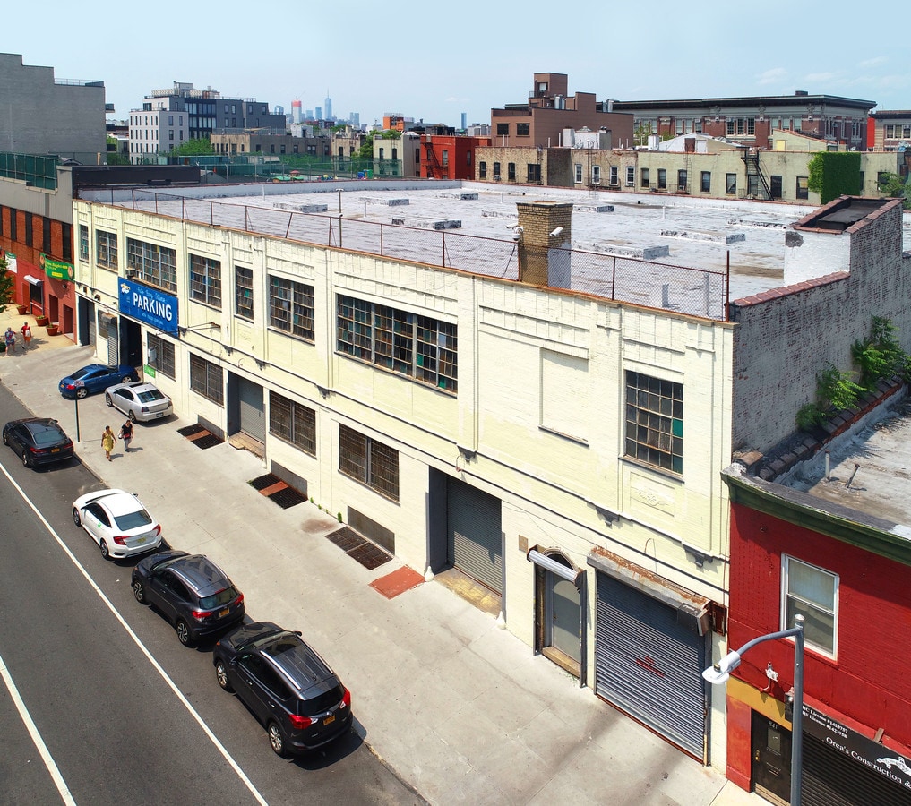 827 Sterling Pl, Brooklyn, NY 11216