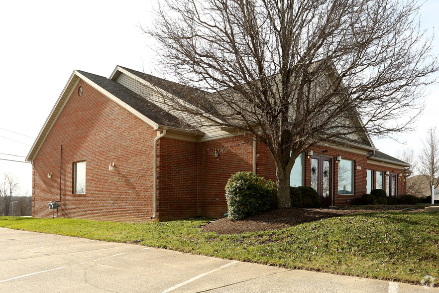 79 C Michael Davenport Blvd, Frankfort, KY for sale - Primary Photo - Image 1 of 1