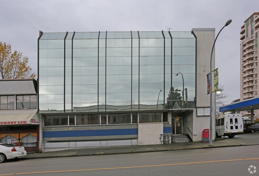422 6th St, New Westminster, BC for sale - Building Photo - Image 3 of 6