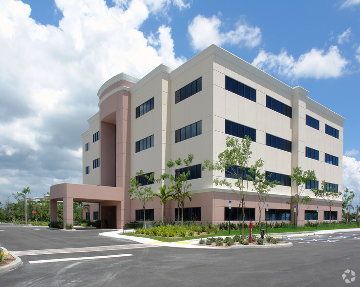 1397 Medical Park Blvd, Wellington, FL for lease - Building Photo - Image 1 of 3