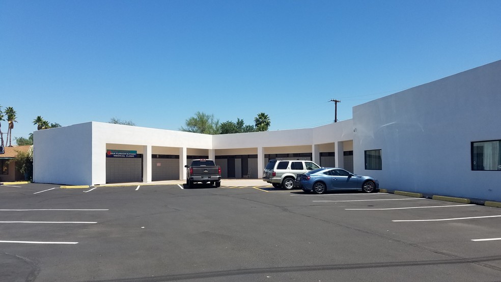 550 W Indian School Rd, Phoenix, AZ for lease - Building Photo - Image 3 of 3