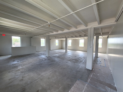 1911 Rice St, Roseville, MN for lease - Interior Photo - Image 3 of 7